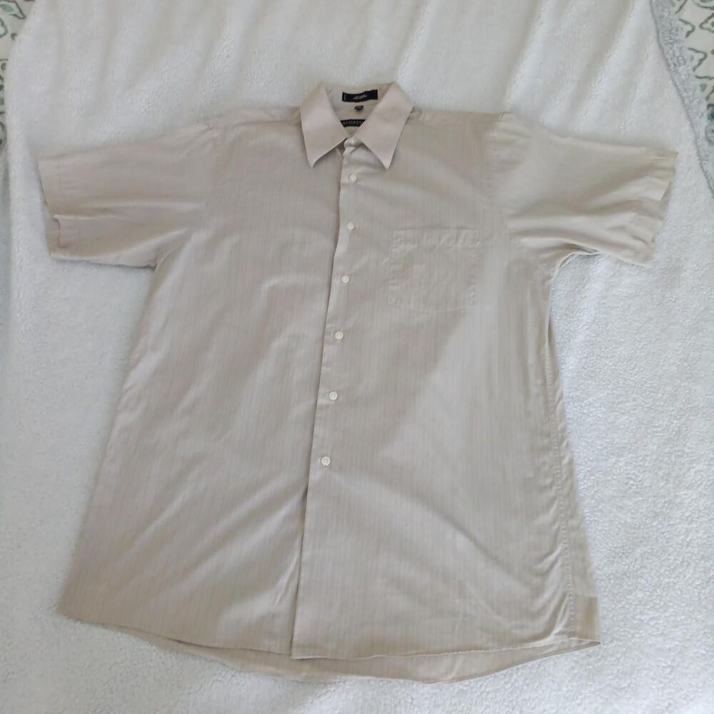 Lord & Taylor Men's Button Down Dress Shirt M